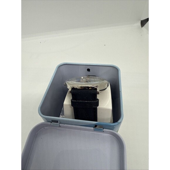 Disney Mickey Mouse, Donald Duck & Goofy Friends for 70 Years Watch - Picture 3 of 6